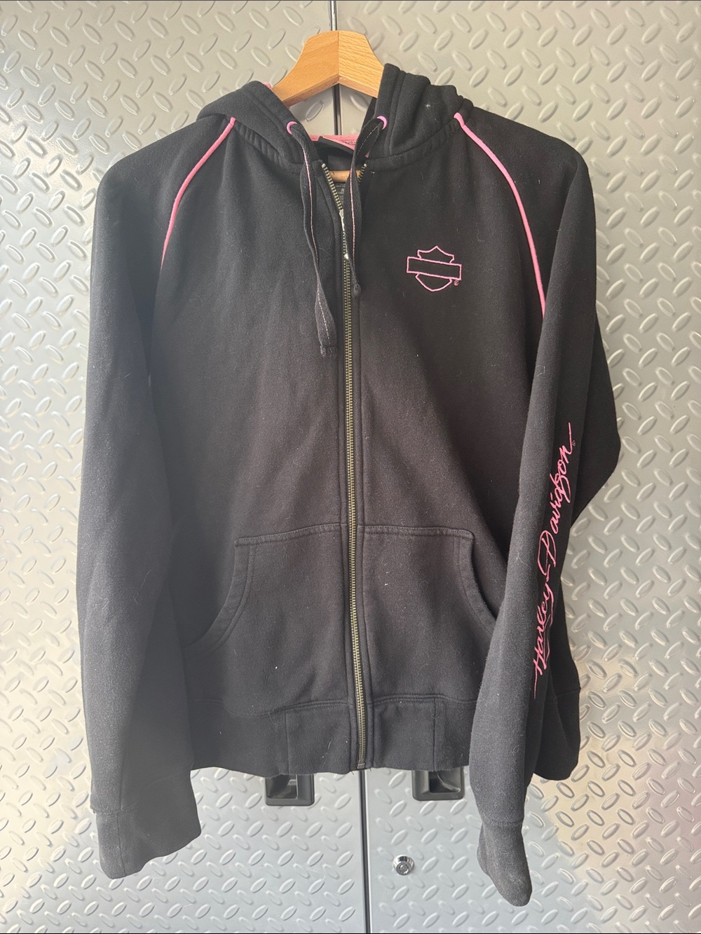 Y2K Harley-Davidson Black Hoodie with Pink Accents